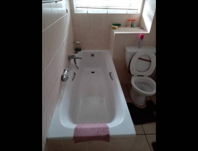 1 BEDROOM PROPERTY TO RENT IN RICHARDS BAY CENTRAL
